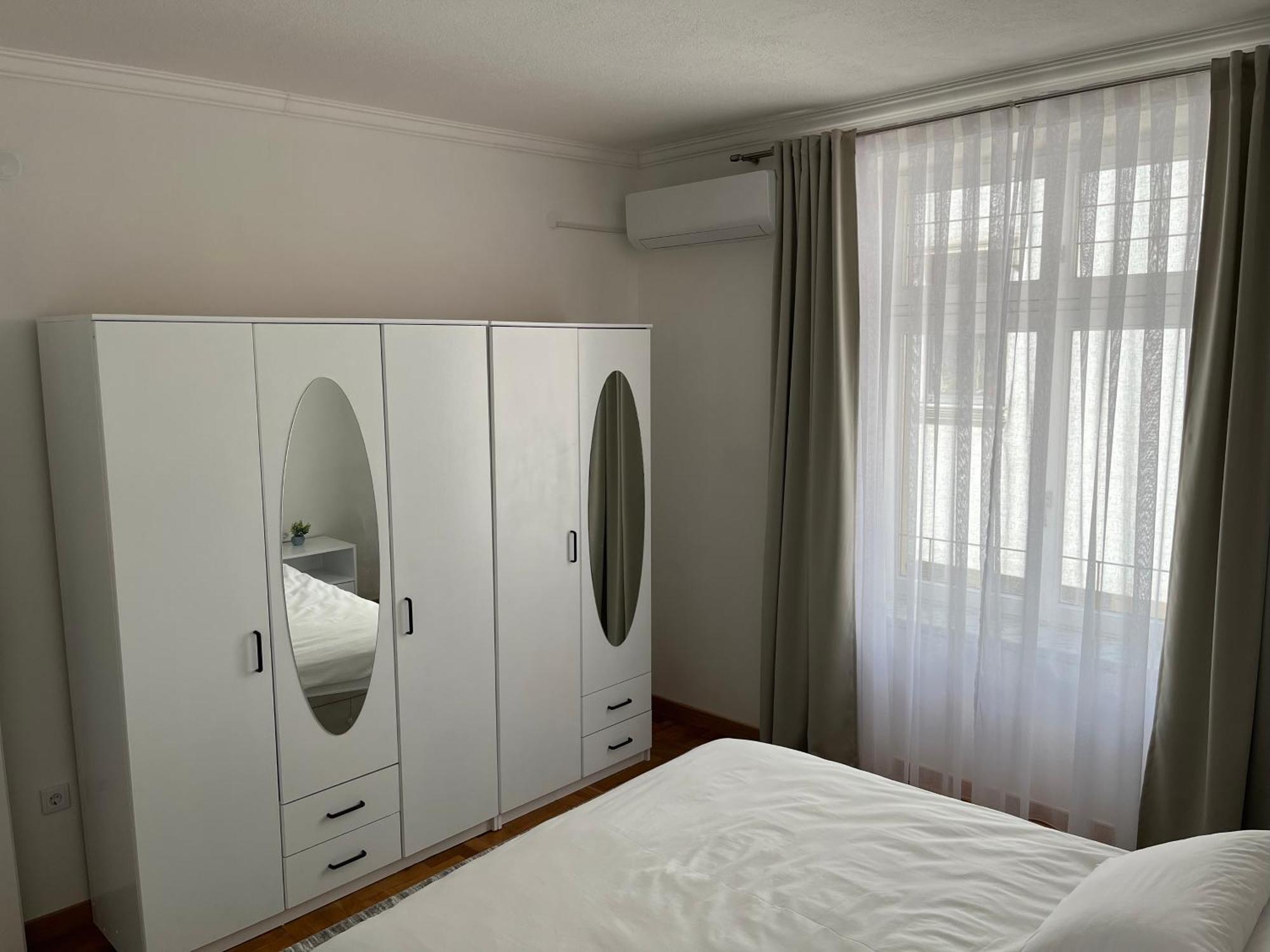 Sarajevo Luxury Apartment - 50 M From Old Sarajevo Clock Tower Экстерьер фото