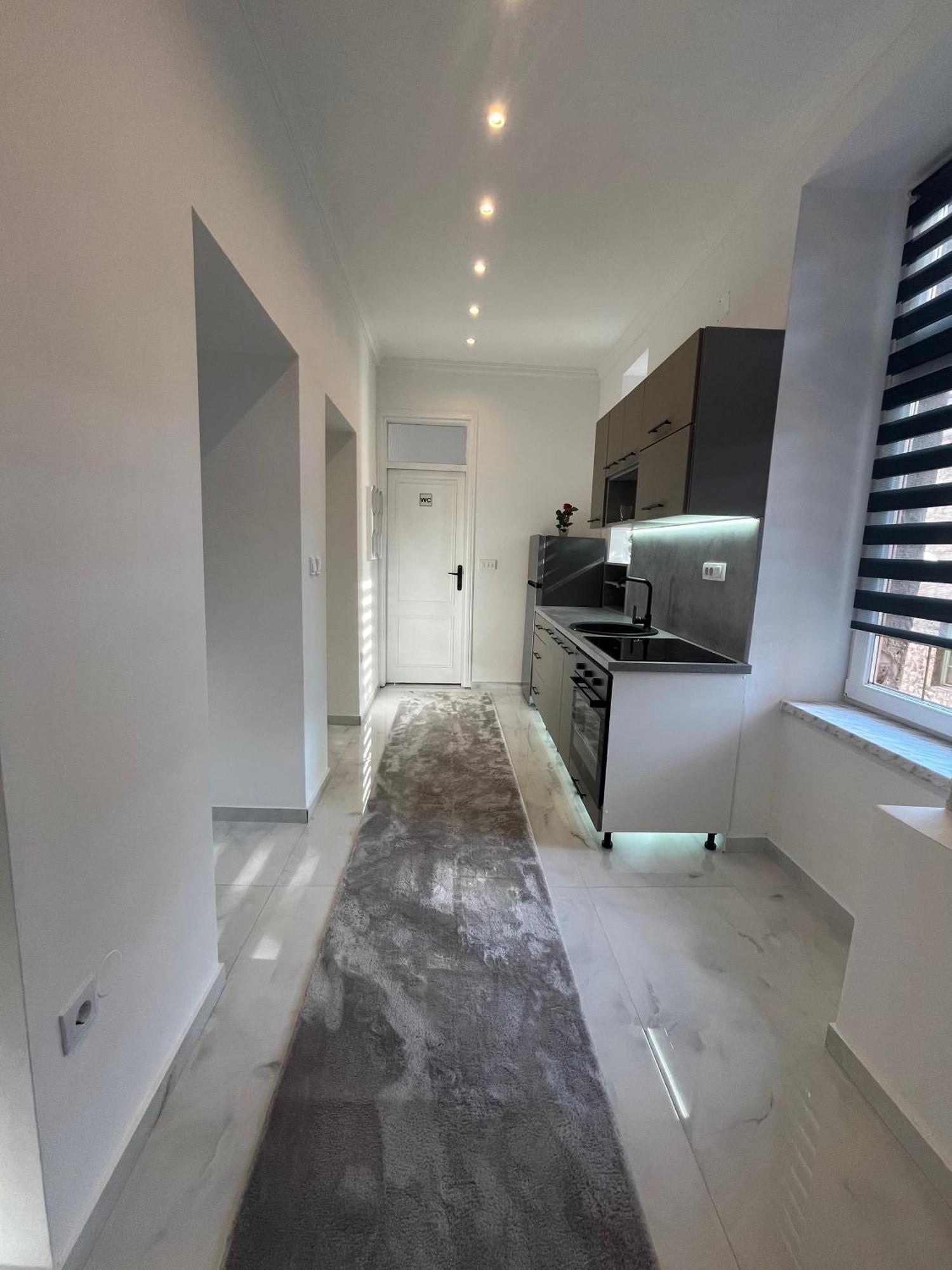 Sarajevo Luxury Apartment - 50 M From Old Sarajevo Clock Tower Экстерьер фото