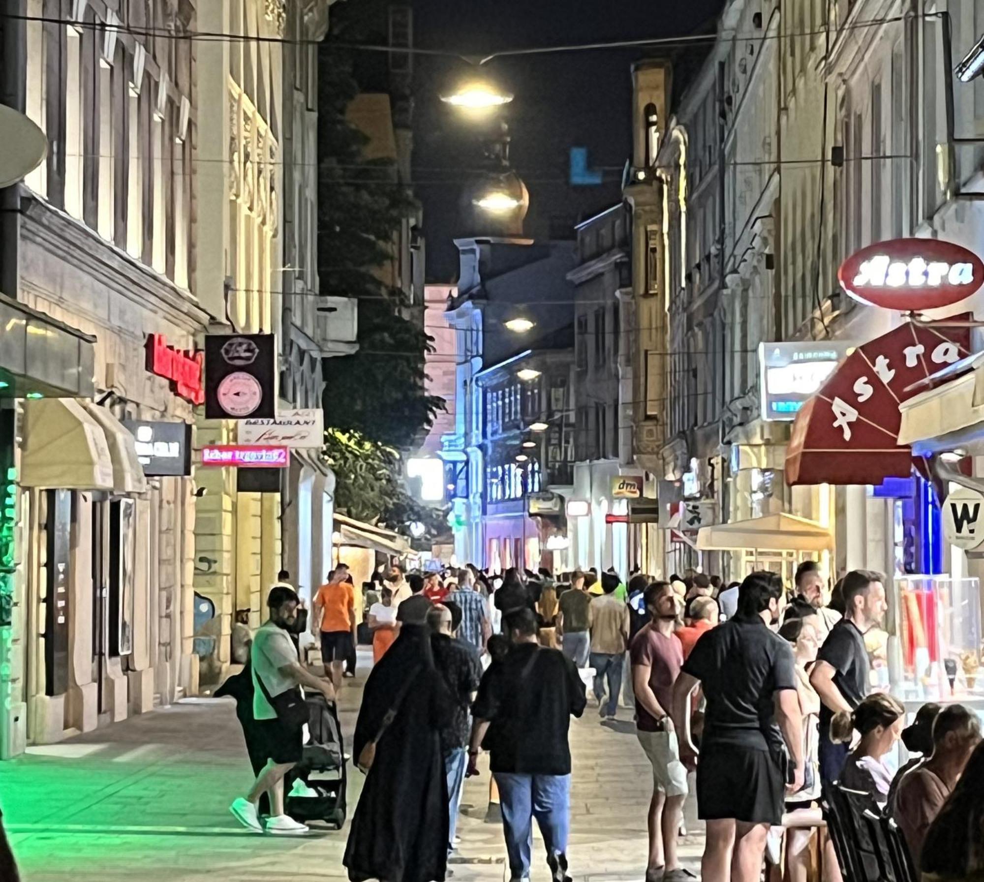 Sarajevo Luxury Apartment - 50 M From Old Sarajevo Clock Tower Экстерьер фото